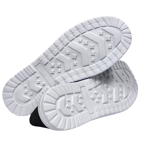 NWOT Skull Graphic Flat Slip On Shoes - Picture 7 of 8